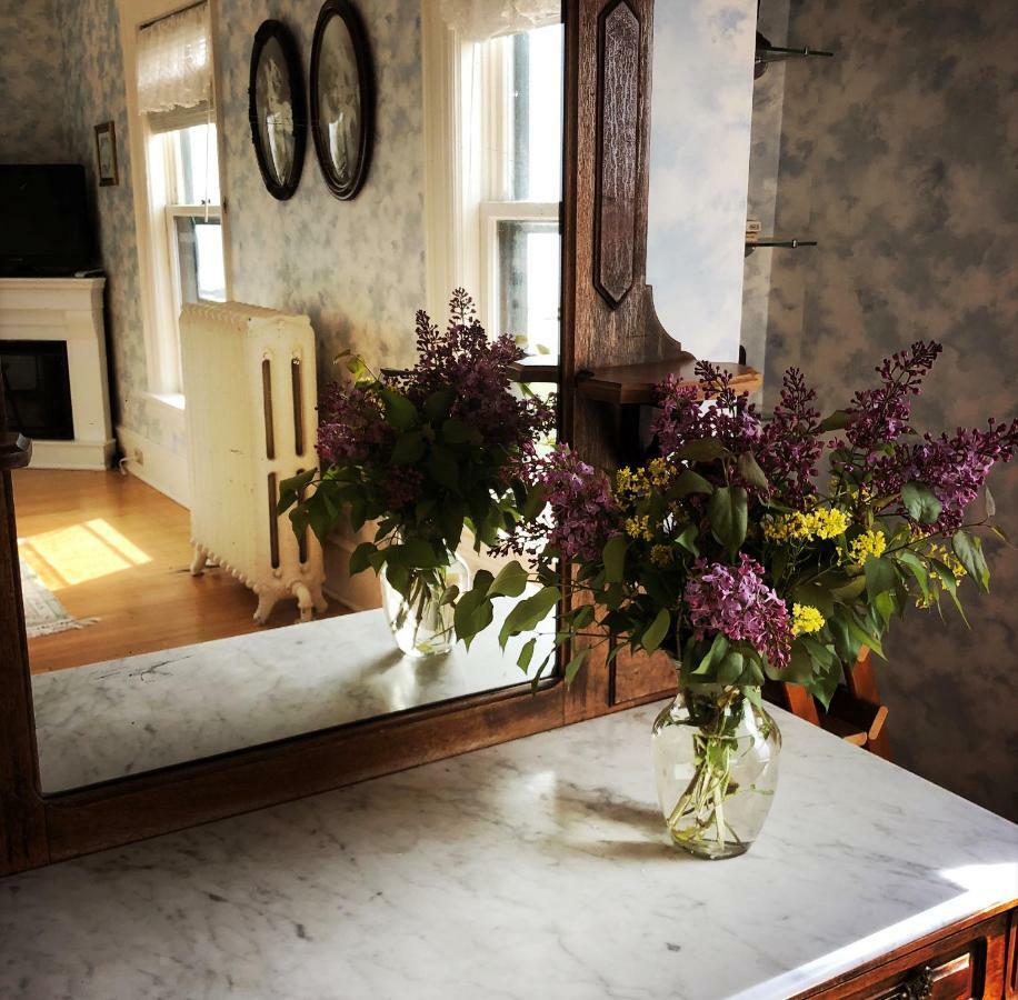 Harbor Hill House Hotel Bayfield Esterno foto